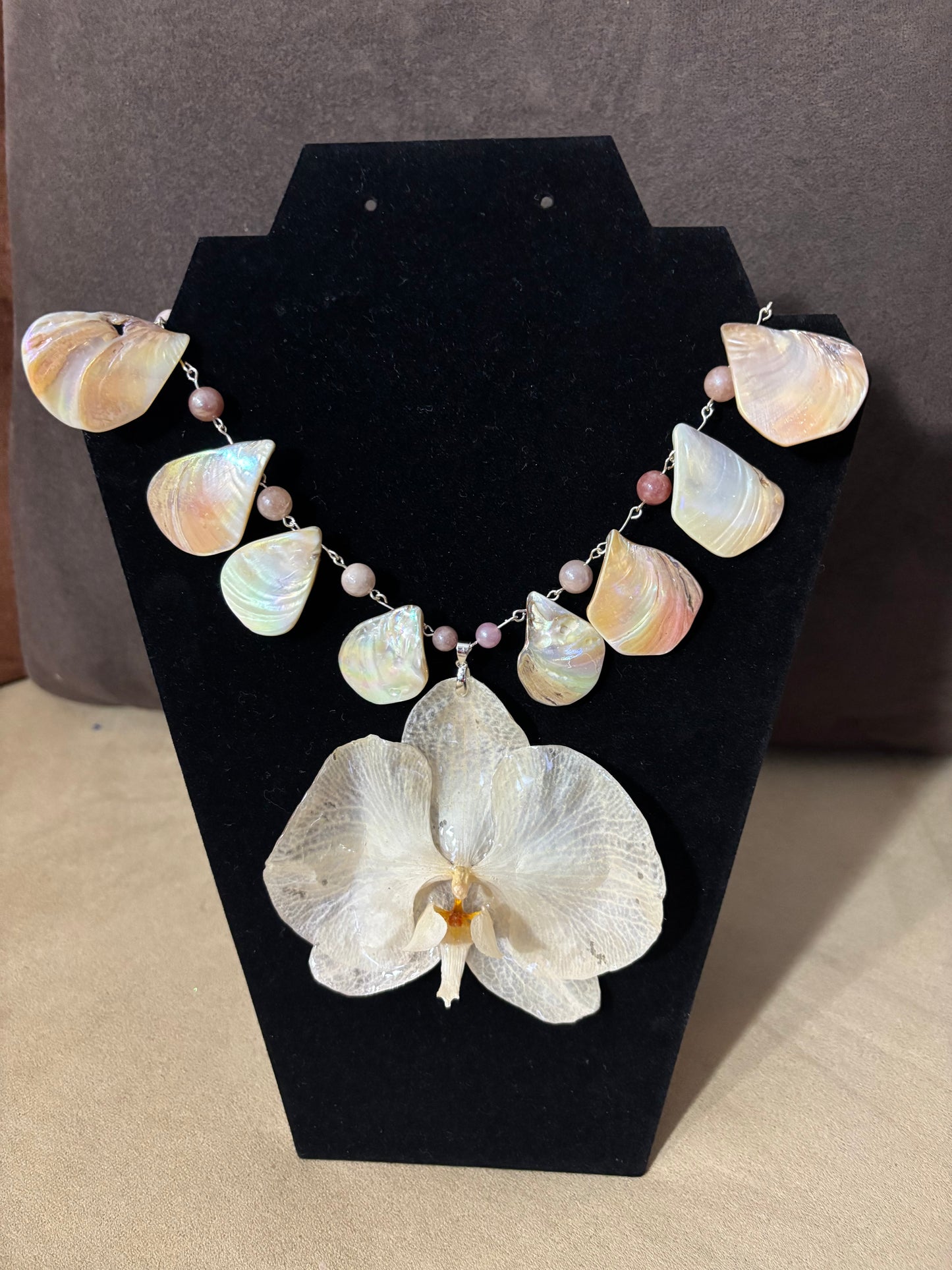 Island Orchid Breeze